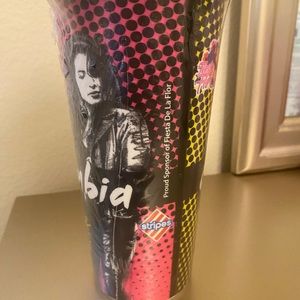 Selena refillable cup